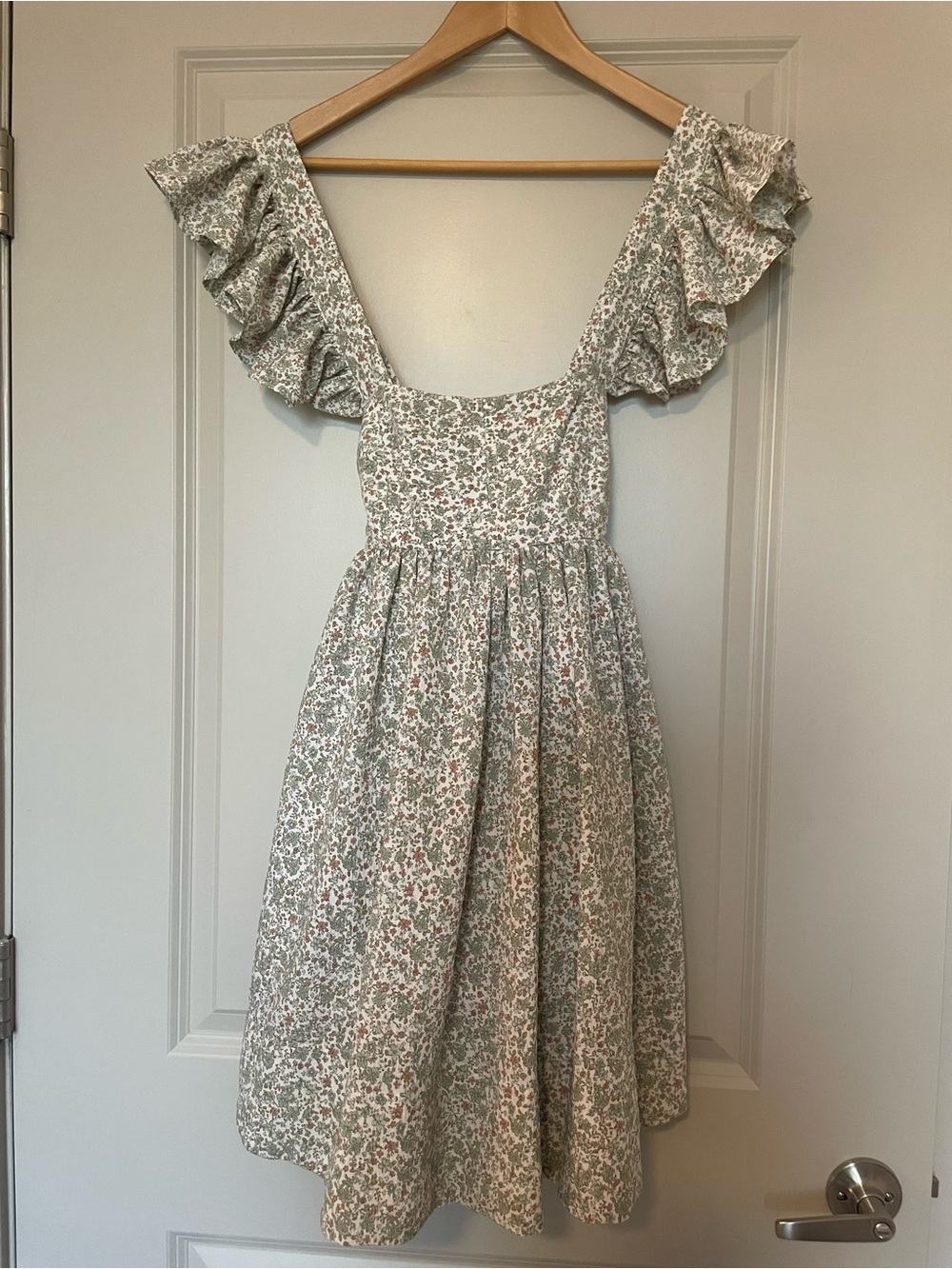 Mable Floral Ruffle Sleeve Mini Dress in Sage and Pink